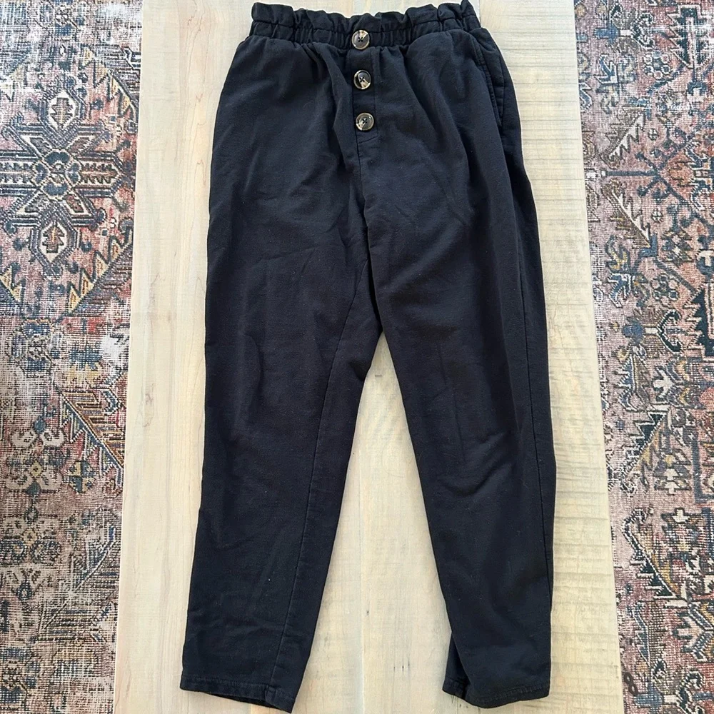 Z Supply Paperbag High-Eaisted Button Pants - Picture 2 of 4